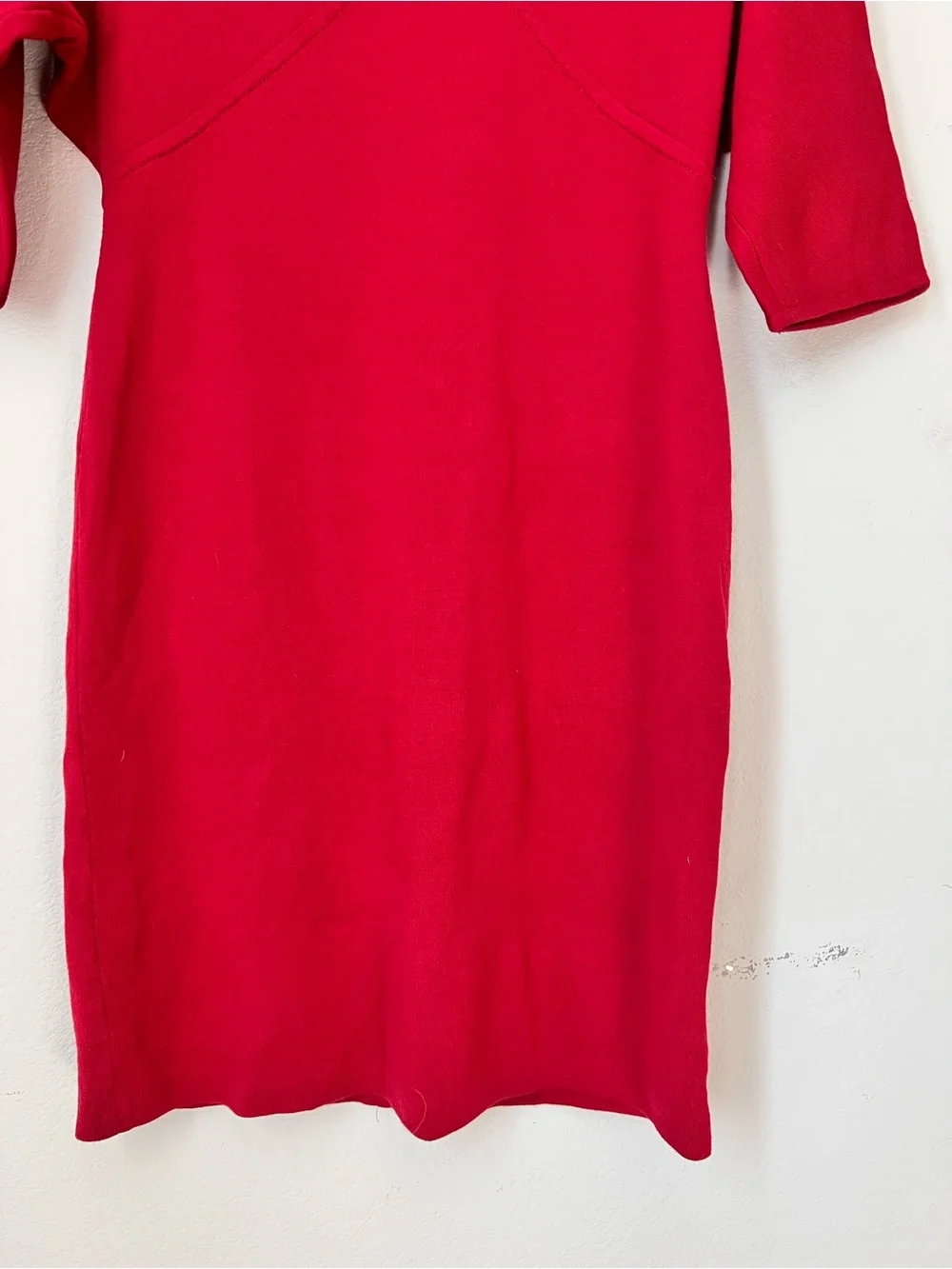 St. John Red Knit V-Neck Dress Women’s Size 4 Wool Blend Business Office Dress - Picture 4 of 8